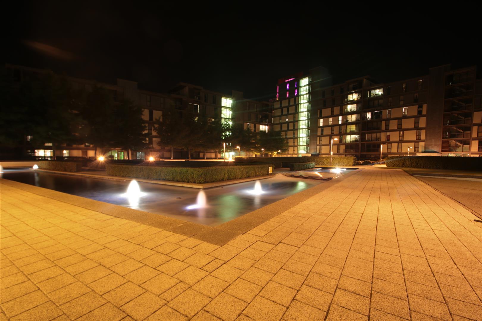 325 South Row, Milton Keynes